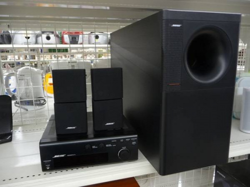 デジタル家電のスピーカー