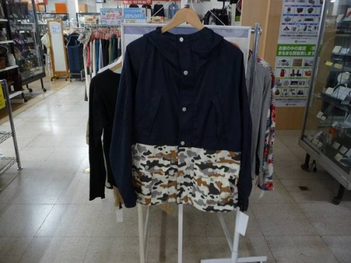 メンズファッションのマウンテンパーカー