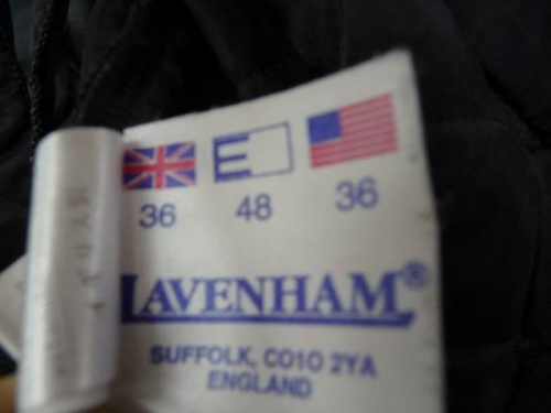 キルティングジャケットのLAVENHAM
