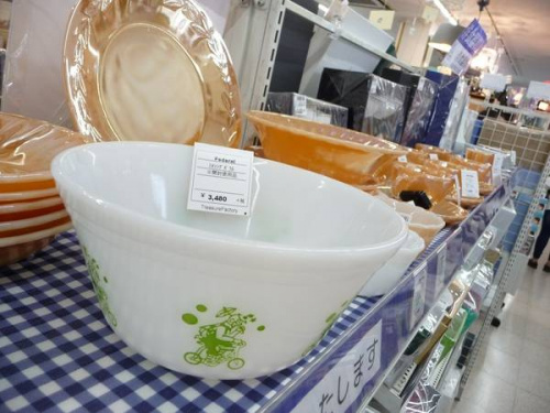 洋食器のティーカップ