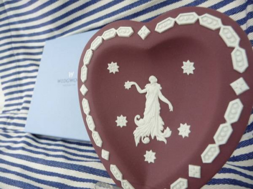 洋食器のWEDGWOOD