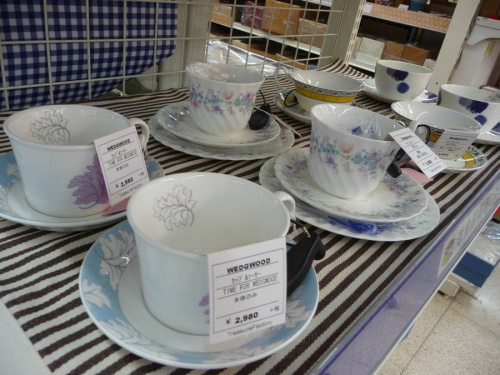 WEDGWOODの総合三鷹食器