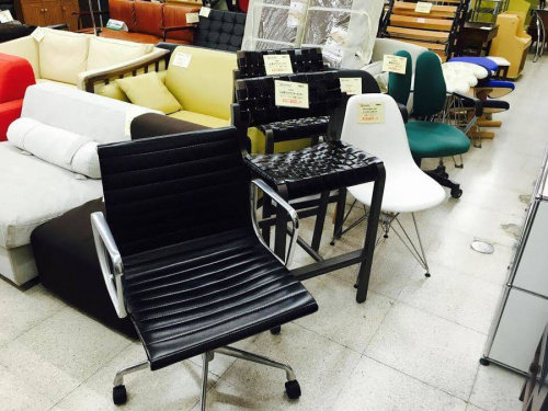 Herman Millerのチャールズ&レイ・イームズ