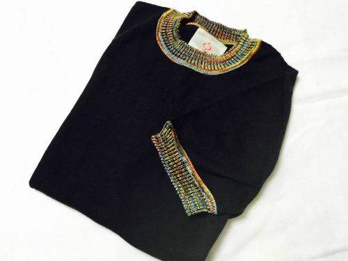 トップスのニット