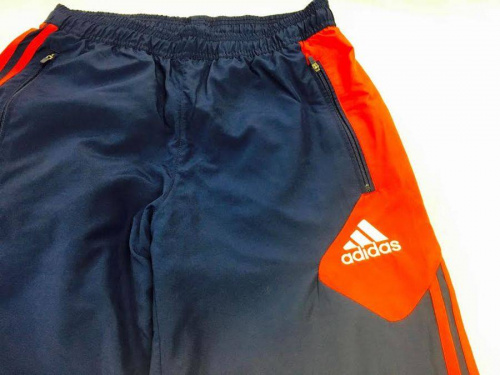 トレーニングウェアのジャージ