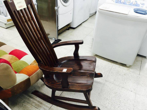 チェアのロッキングチェア