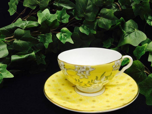 洋食器のカップ＆ソーサー