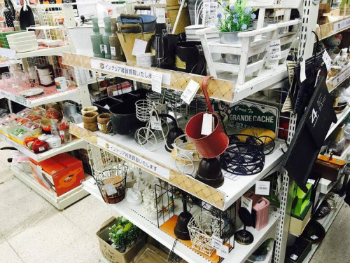 デコライトの総合三鷹小物