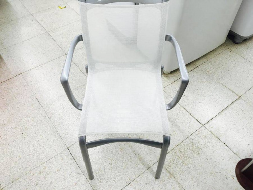 イスのKartell