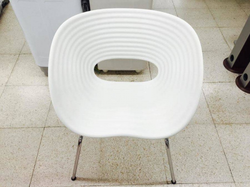 Kartellのフリーリーチェア