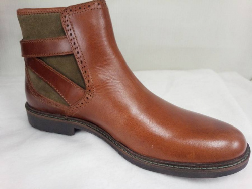 シューズのAIGLE