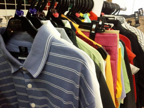 スポーツ用品のスポーツ衣類