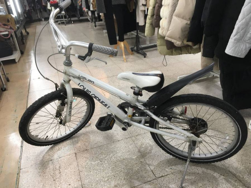 自転車のLOUIS GARNEAU