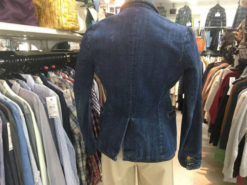 Leeのデニムジャケット
