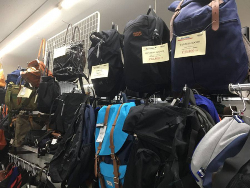ショルダーバッグのLUGGAGE LABEL