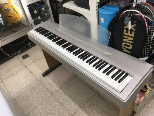 楽器・ホビー雑貨の電子ピアノ