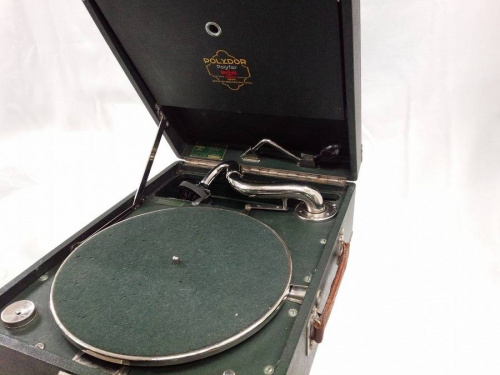 家具・インテリアの蓄音機