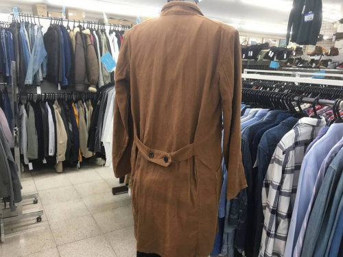 スプリングコートのノーアイディー