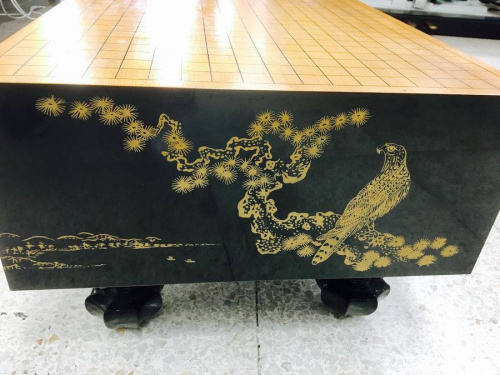 本榧塗鷹松金蒔絵足付碁盤のボードゲーム