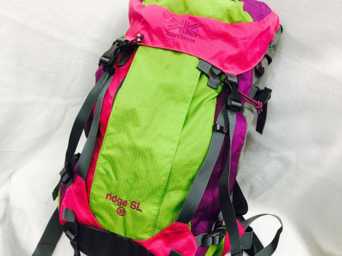 アウトドアのバックパック