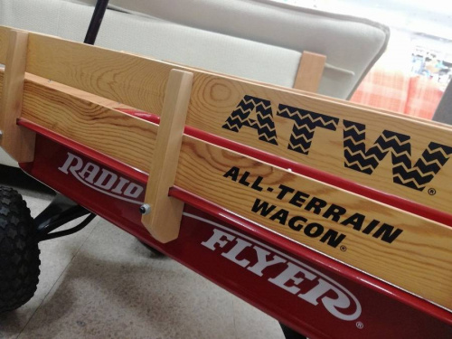 アウトドアのRADIO FLYER