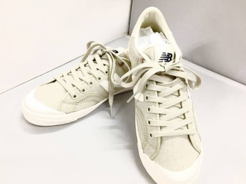 ニューバランス（new balance）のスニーカー