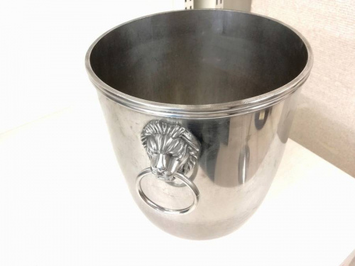 インテリアのワインクーラー