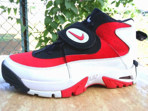 メンズファッションのスニーカー