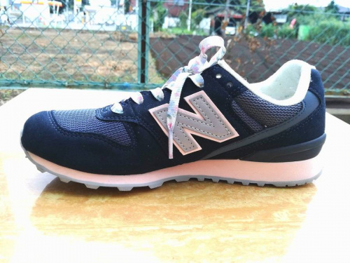 スニーカーの三鷹ファッション