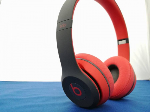 デジタル家電のヘッドホン