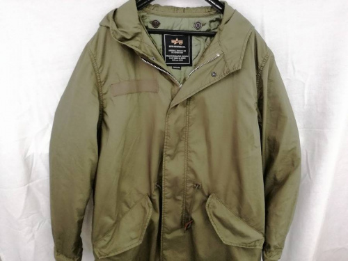 ジャケットのALPHA