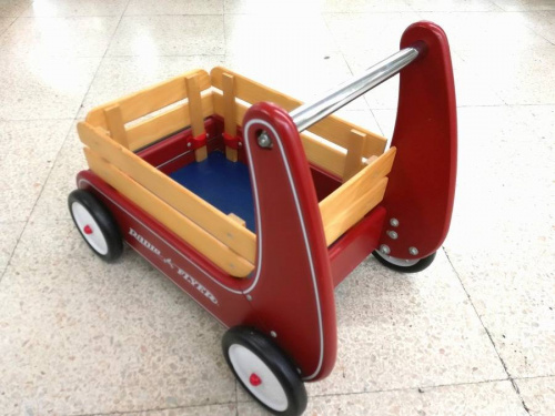 RADIO FLYERのワゴン