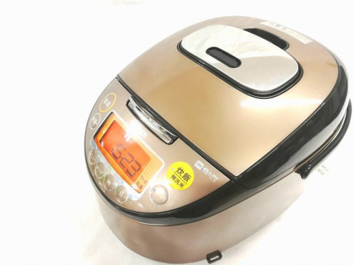 炊飯器のキッチン家電