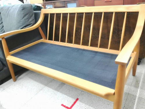 Crash Gateの三鷹インテリア