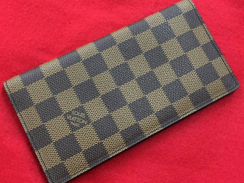 ブランド・ラグジュアリーの財布