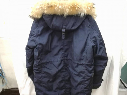冬物衣類の西川