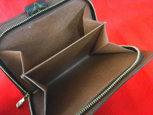 三鷹ファッションの総合三鷹小物