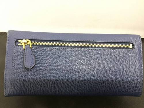 プラダ(PRADA)のプラダ