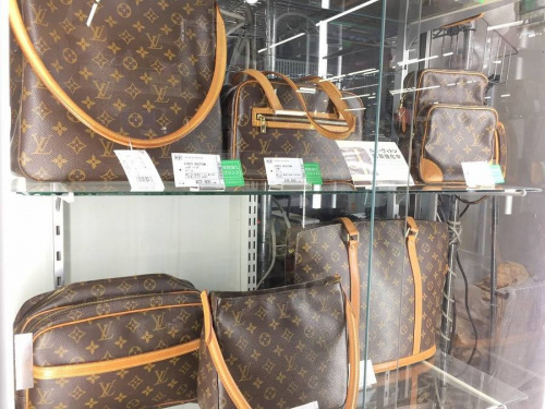 プラダのブランド買取