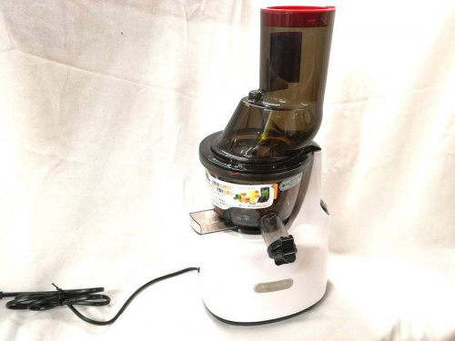 ジューサーのホールスロー