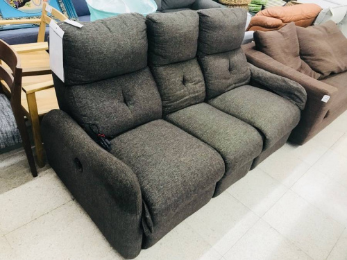 家具のソファ