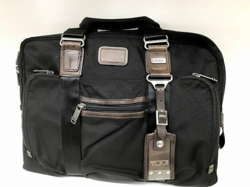トゥミ（TUMI）のバッグ