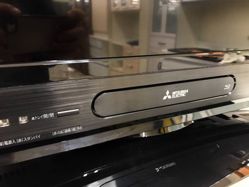 液晶テレビのMITSUBISHI