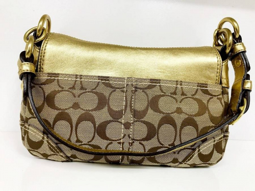 COACHのショルダーバッグ
