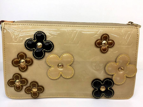 ルイヴィトン(LOUIS VUITTON)のポーチ