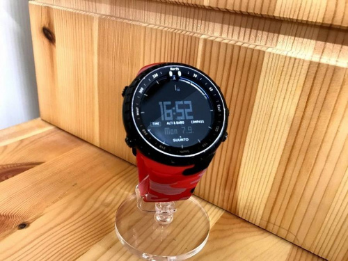 腕時計のSUUNTO