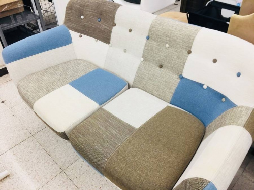家具のソファ