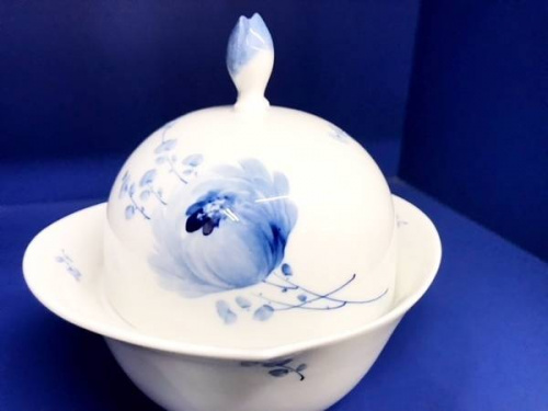 MEISSENのシュガーポット
