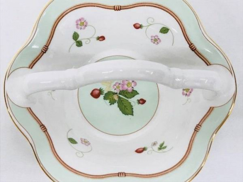 洋食器のWEDGWOOD
