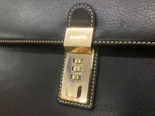 ビジネスバッグのなんでも買取